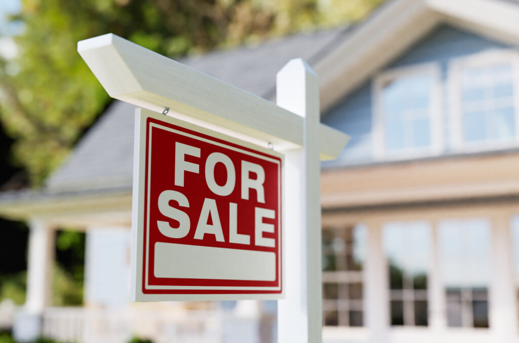 Housing Market Plummets in Sydney